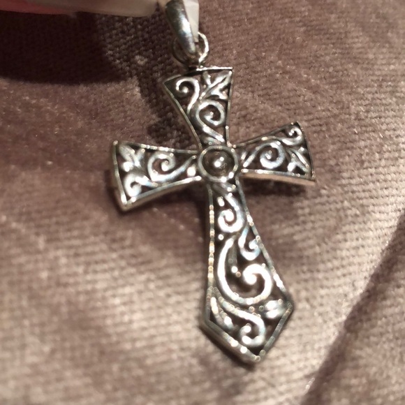 925 Sterling Silver Fancy Scroll Cross NWTS - Picture 2 of 7